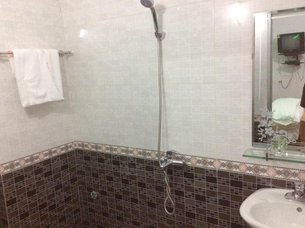 Van Anh Hotel Thach Loi Luaran gambar